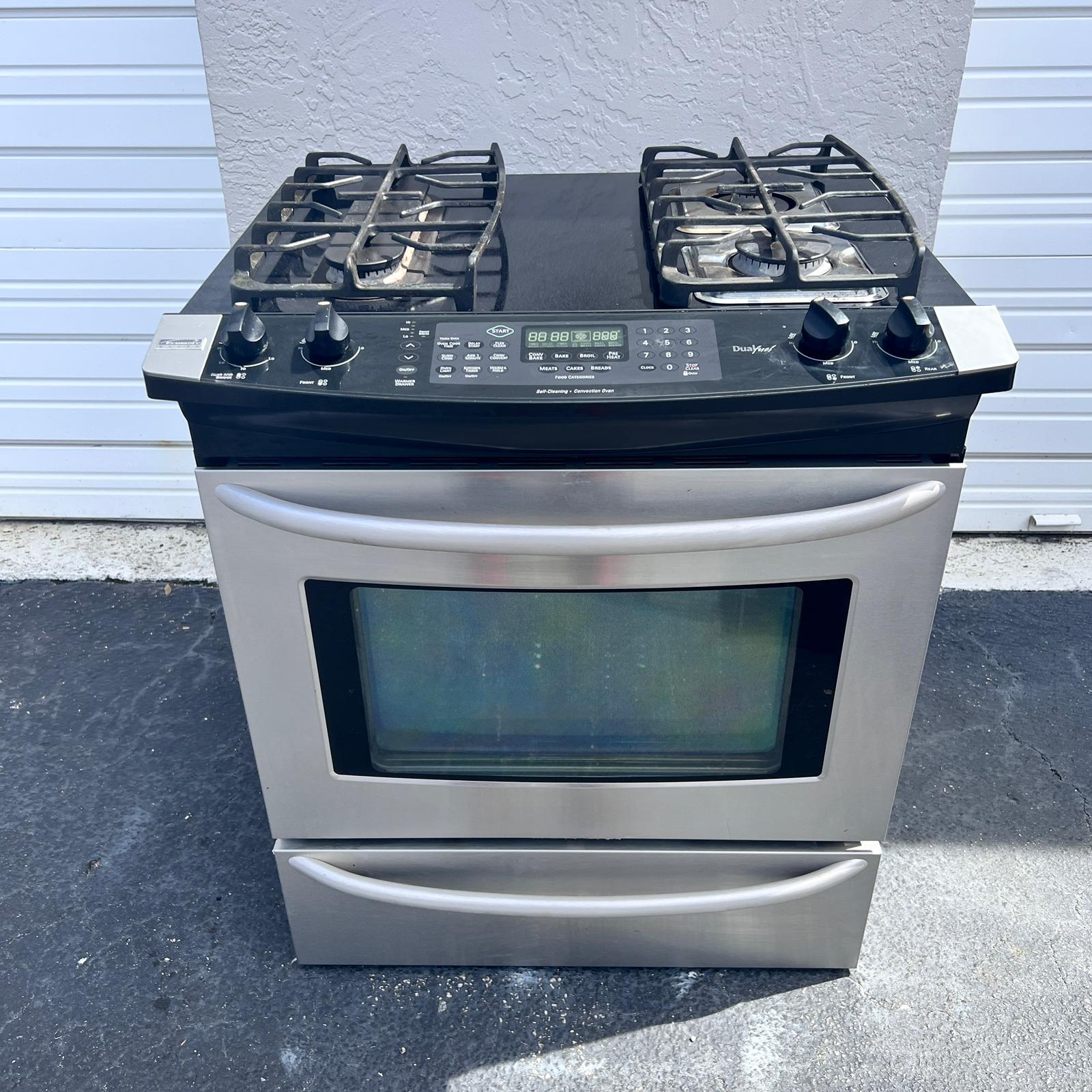 Kenmore Gas Stove: Gas Cooktop. Electric Oven - Stainless Steel Kenmore Gas Stove: Gas Cooktop. Electric Oven - Stainless Steel